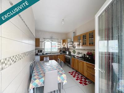 Maison - 94 m² - 4 pièces