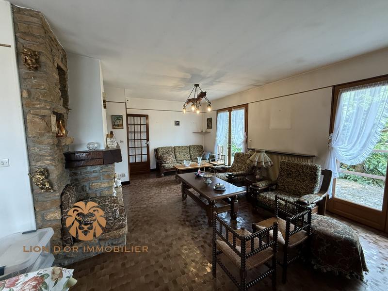 Maison - 92 m² - 5 pièces