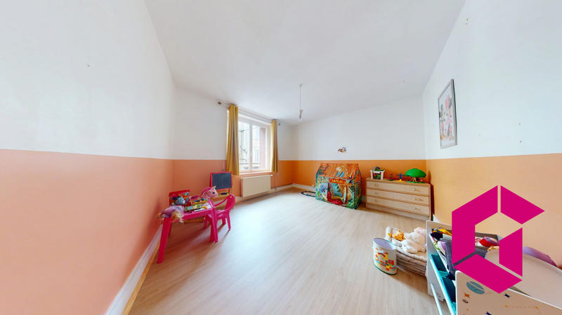 Maison ancienne - 194 m² - 6 pièces