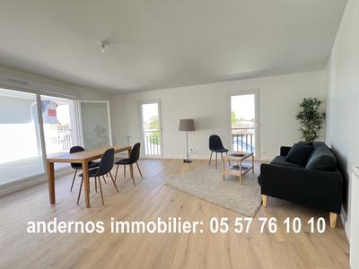 Appartement - 104 m² - 4 pièces
