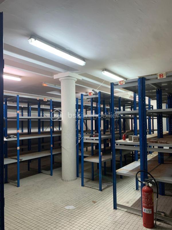 Immeuble - 838 m² - 17 pièces