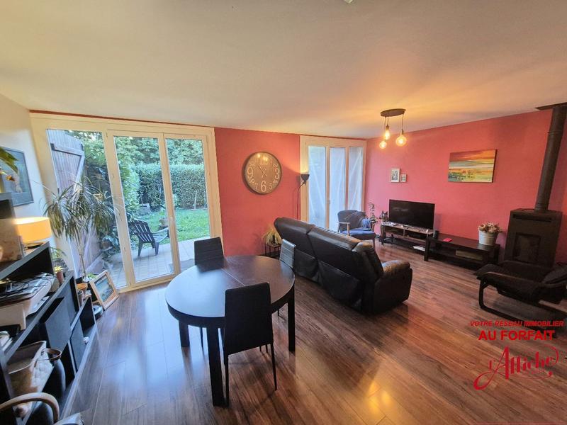 Maison - 93 m² - 5 pièces