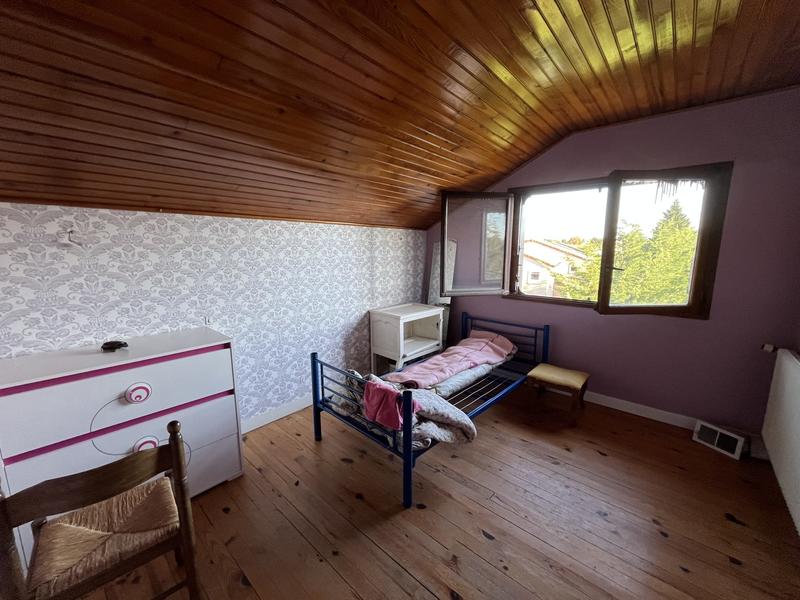 Maison - 140 m² - 5 pièces