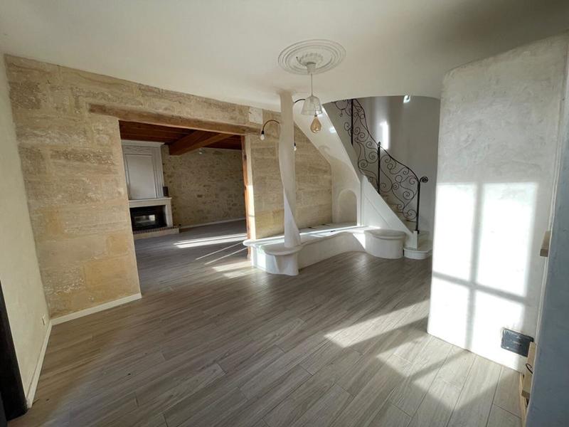 Maison - 169 m² - 5 pièces