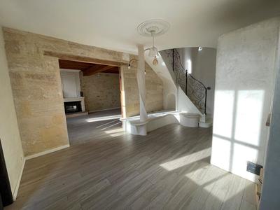 Maison - 169 m² - 5 pièces