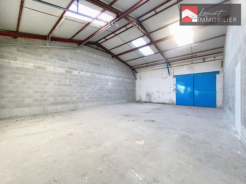 Local d'activité / Entrepôt - 184 m²