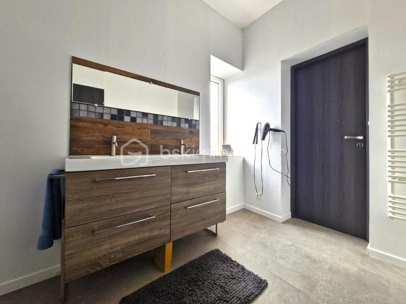 Immeuble - 303 m² - 12 pièces