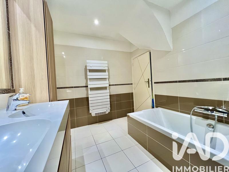 Maison - 124 m² - 5 pièces