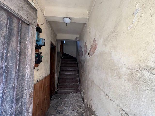 Immeuble - 99 m² - 5 pièces