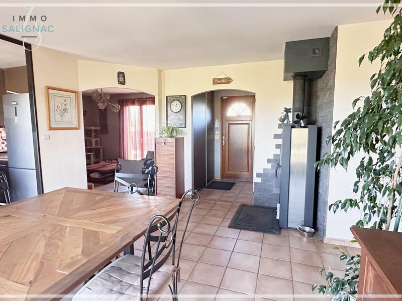 Maison - 100 m² - 5 pièces