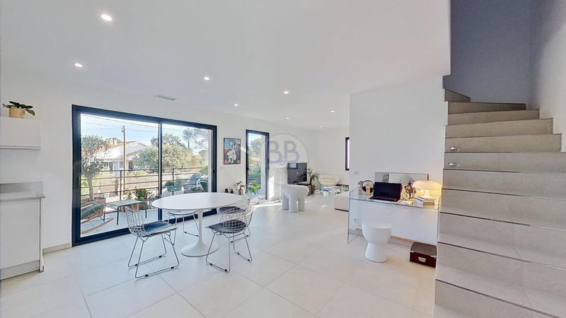 Appartement - 106 m² - 3 pièces