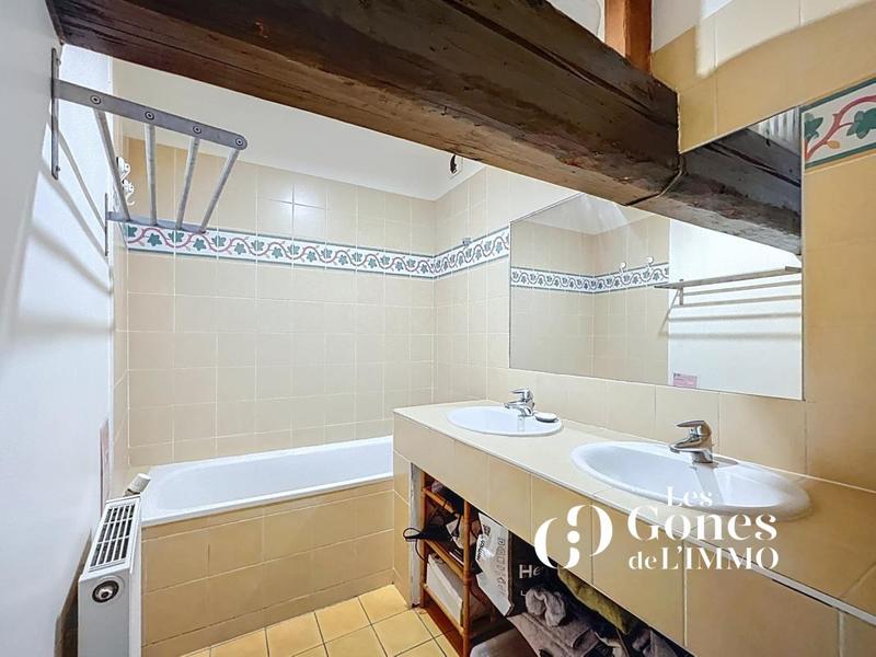 Appartement - 90 m² - 3 pièces