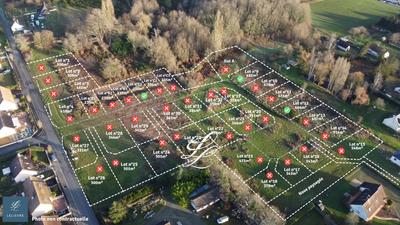 Terrain de lotissements - 343 m²