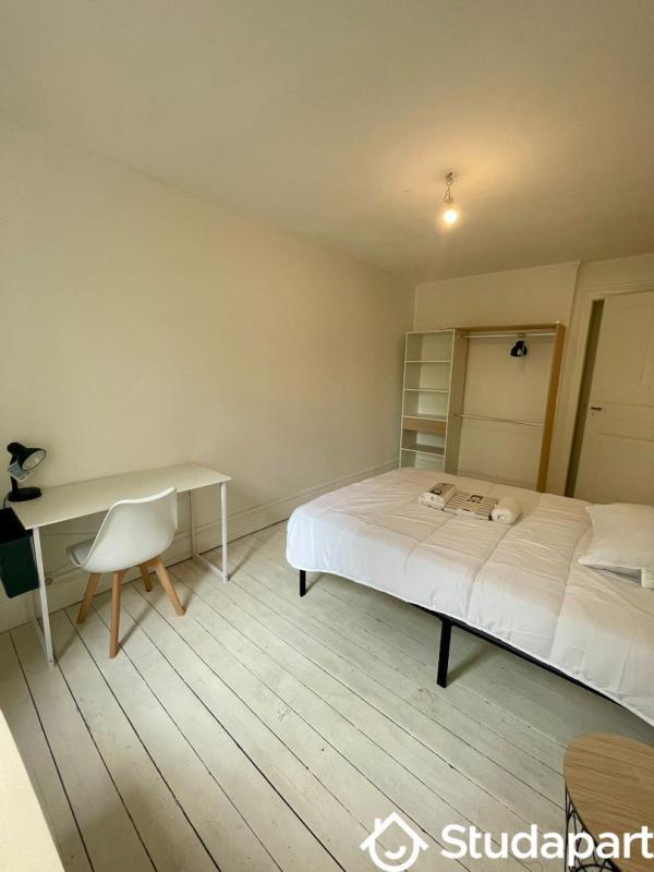 Chambre - 9 m² - 1 pièce