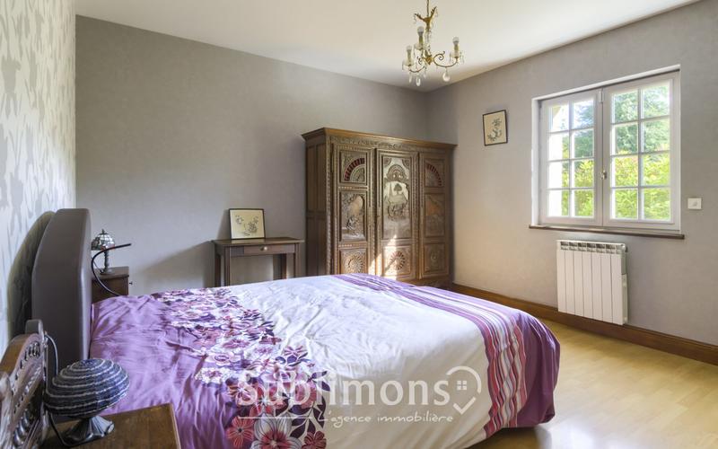 Maison - 283 m² - 9 pièces