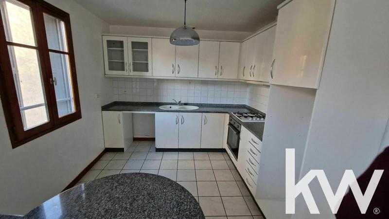 Appartement - 94 m² - 4 pièces