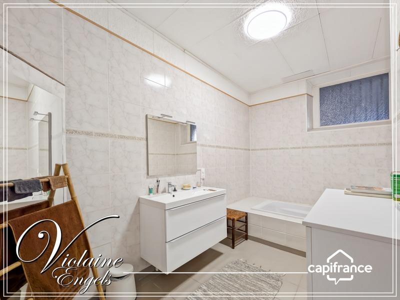 Maison - 170 m² - 7 pièces