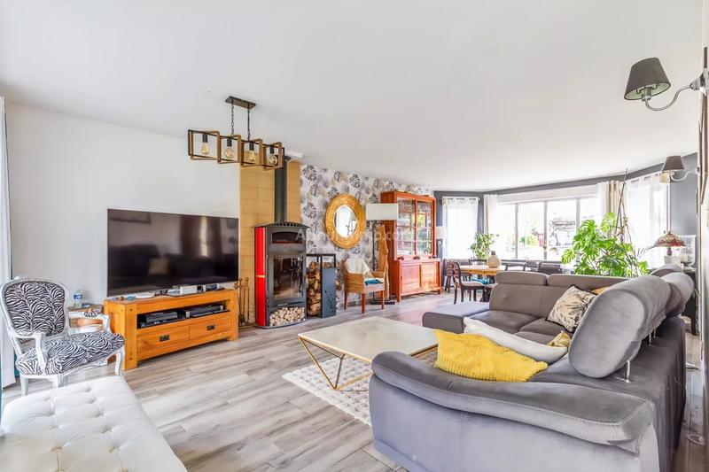 Maison - 170 m² - 7 pièces