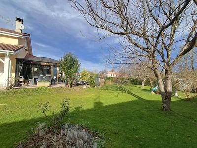 Maison - 158 m² - 6 pièces