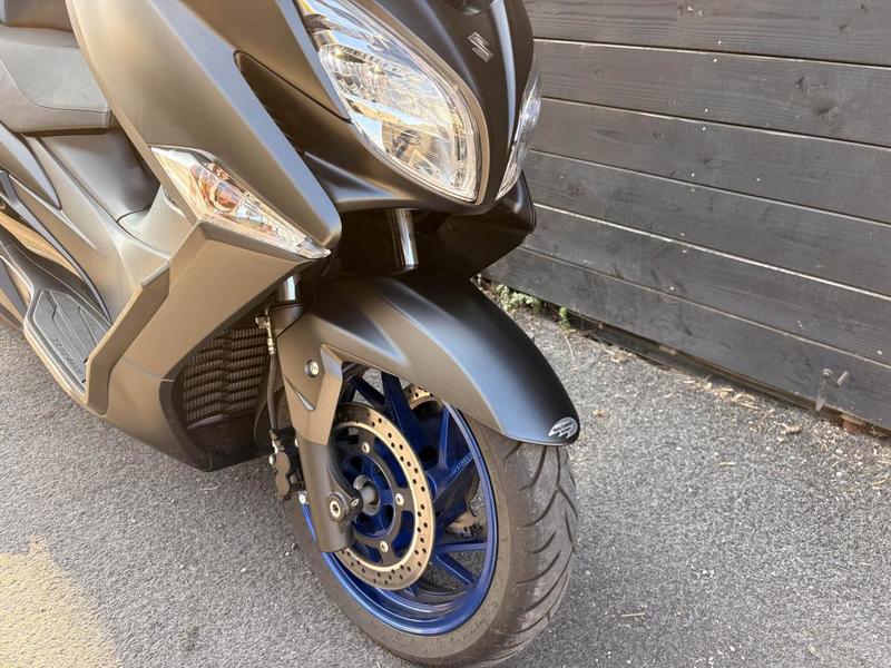 Suzuki Burgman 400 Abs