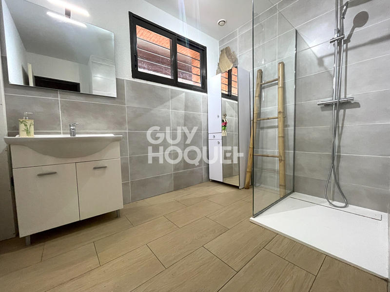 Maison - 99 m² - 4 pièces