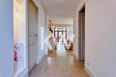 Maison - 166 m² - 6 pièces