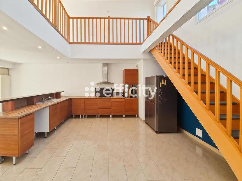 Maison - 136 m² - 5 pièces