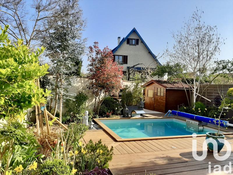 Maison - 166 m² - 7 pièces