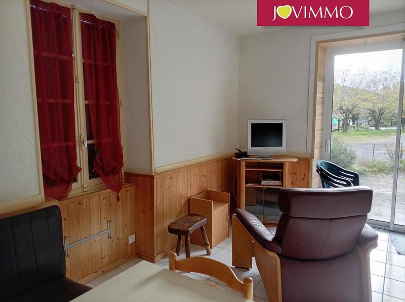 Maison - 335 m² - 16 pièces