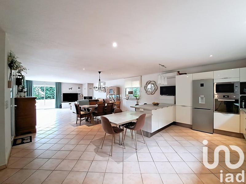 Maison - 142 m² - 5 pièces