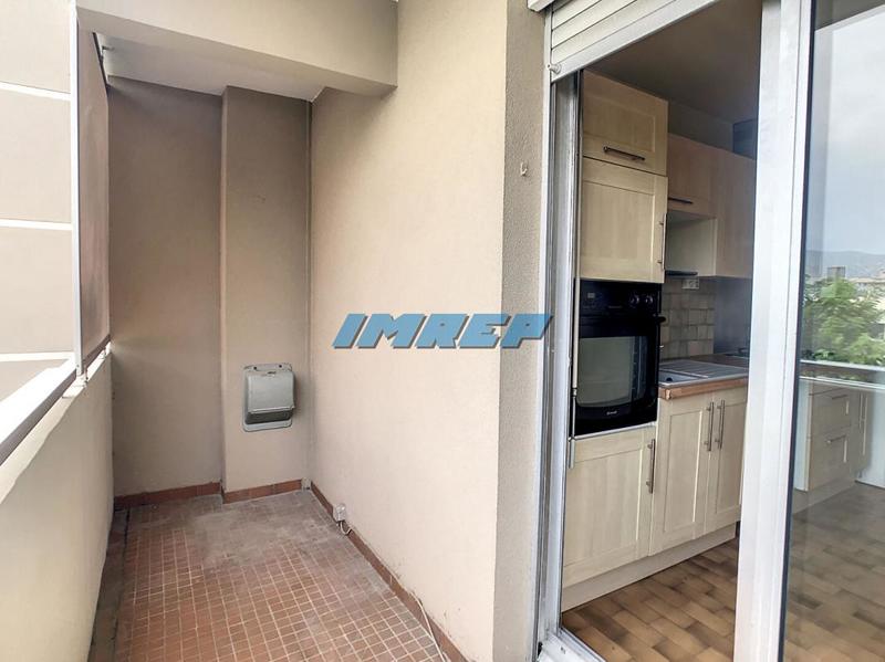 Appartement - 102 m² - 4 pièces