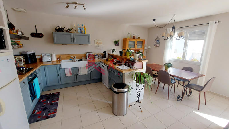 Maison - 102 m² - 4 pièces