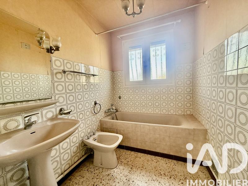 Maison - 98 m² - 5 pièces