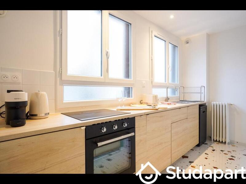 Chambre - 11 m² - 1 pièce