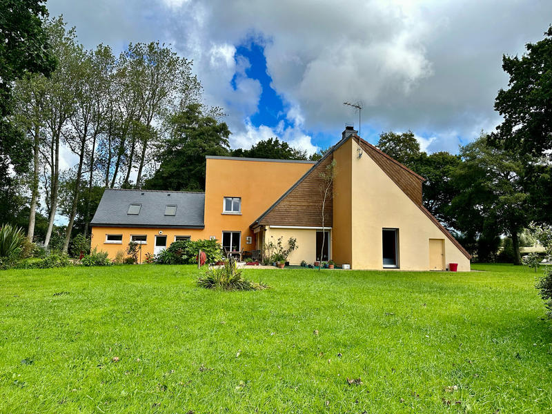 Maison contemporaine - 157 m² - 6 pièces