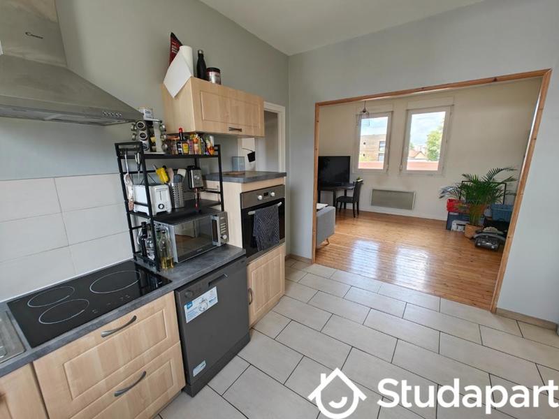 Chambre - 11 m² - 1 pièce