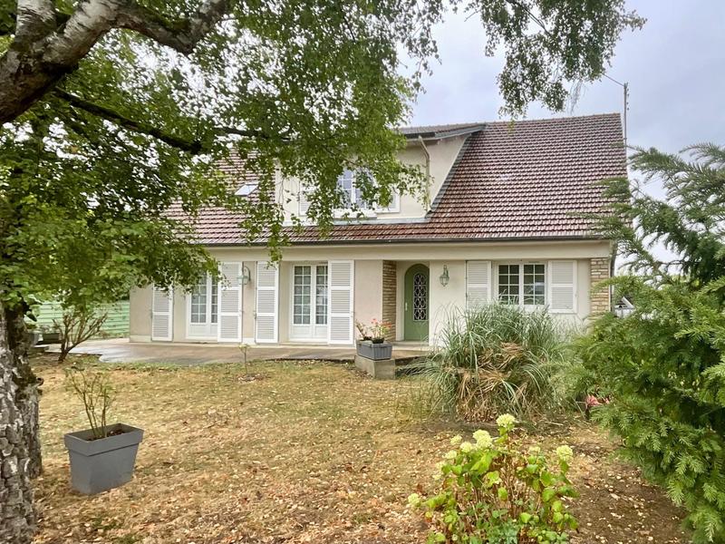 Maison - 157 m² - 6 pièces