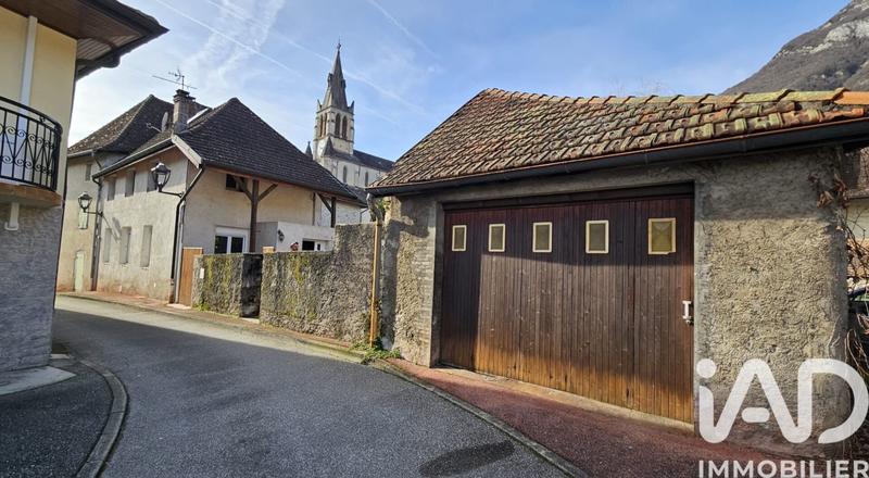 Maison - 98 m² - 5 pièces