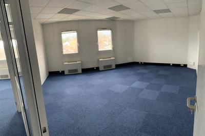 Bureau - 91 m²