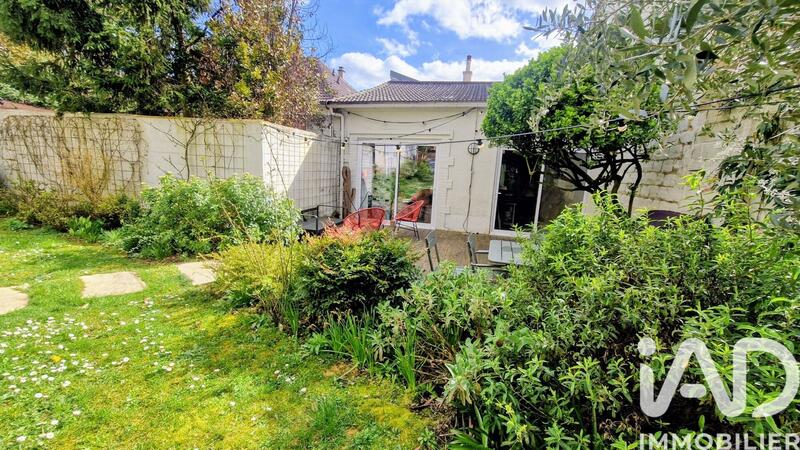 Maison - 200 m² - 10 pièces