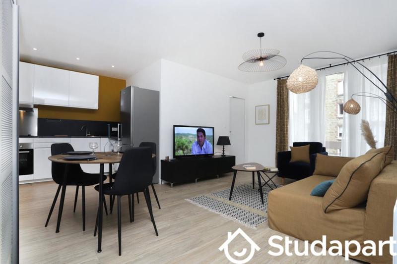 Chambre - 13 m² - 1 pièce