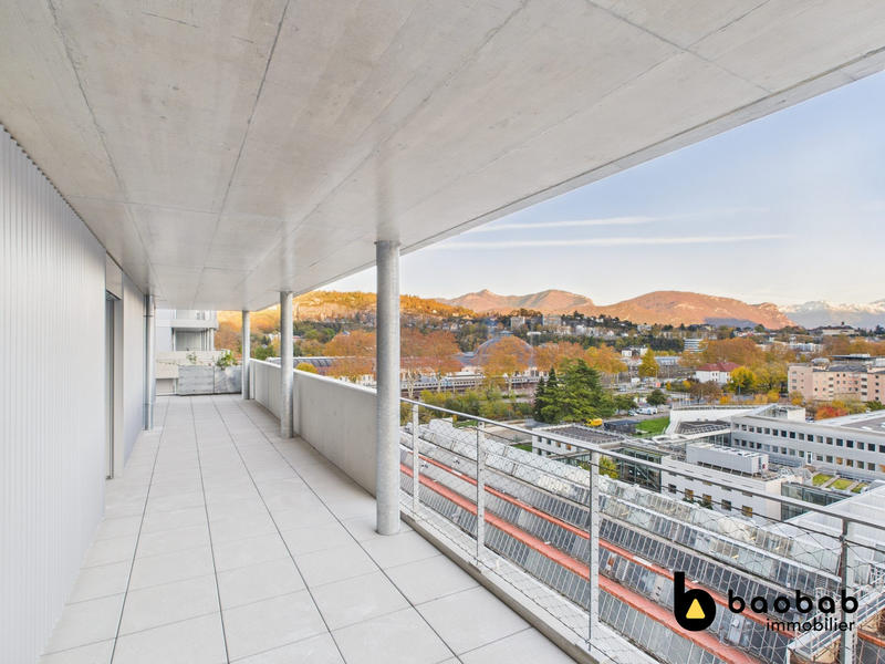 Appartement - 103 m² - 4 pièces