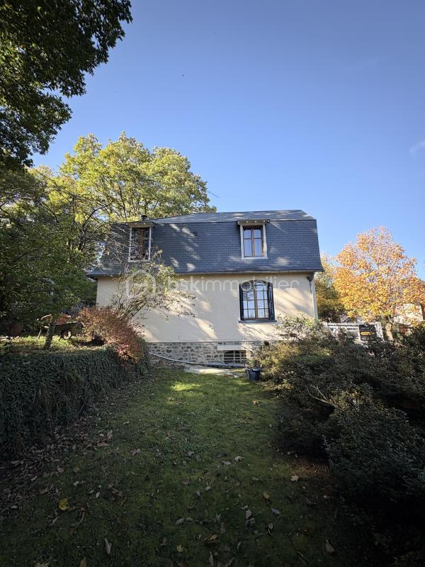 Maison de ville - 121 m² - 6 pièces