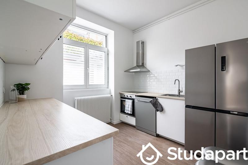 Chambre - 192 m² - 1 pièce