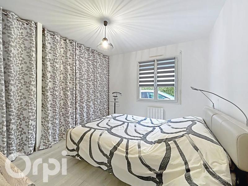 Maison - 102 m² - 4 pièces