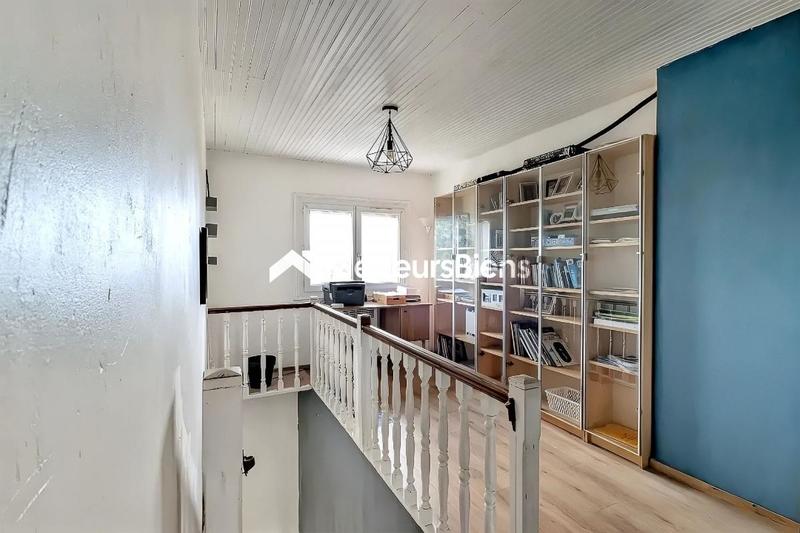 Maison - 121 m² - 6 pièces