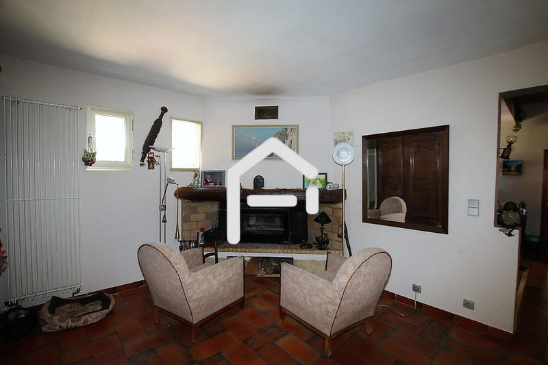 Villa - 237 m² - 10 pièces