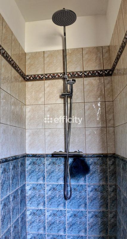 Maison - 121 m² - 6 pièces