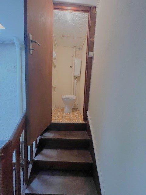 Maison - 185 m² - 10 pièces