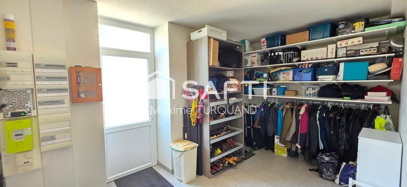 Maison - 208 m² - 8 pièces